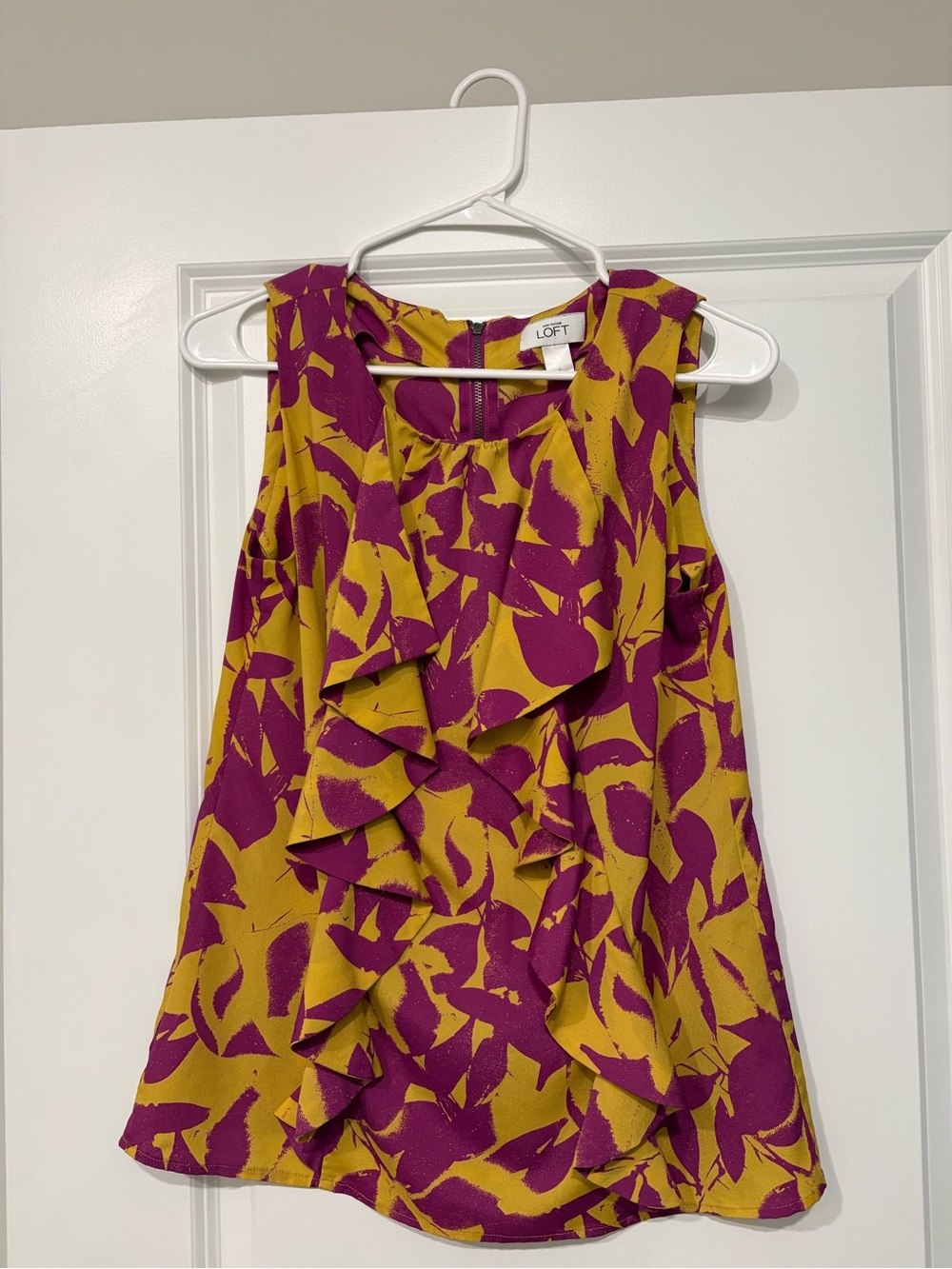 Small Ann Taylor Yellow & Magenta Ruffle Blouse